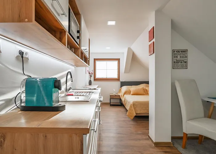 Piotr Appartement Durcina